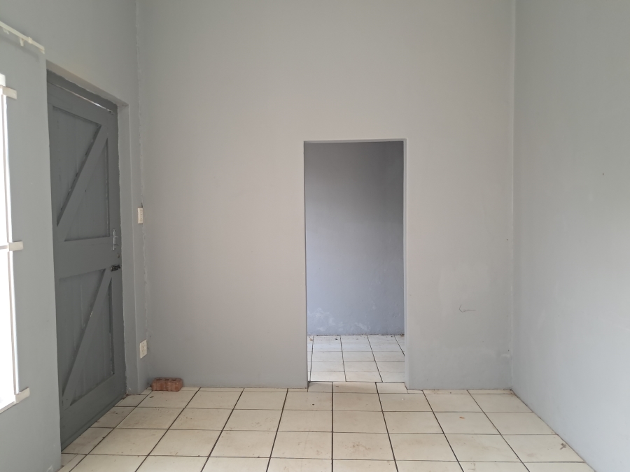 To Let 2 Bedroom Property for Rent in Humansdorp Eastern Cape